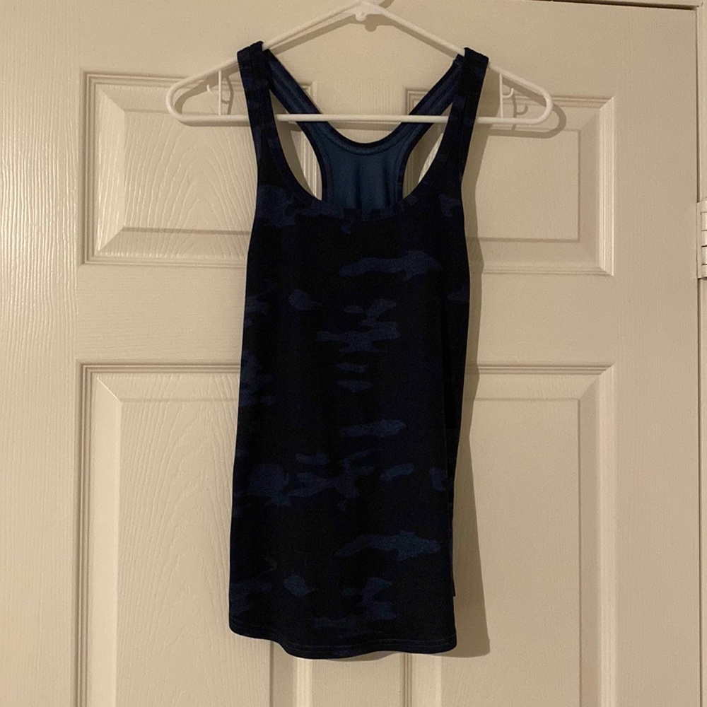 Size 4 Lululemon tank